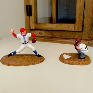 Department 56 Christmas in the City Warming Up figure set